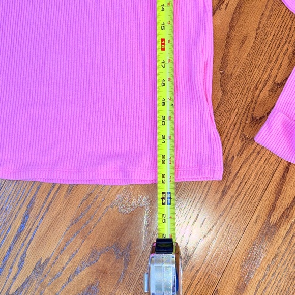 Michael Lauren Vibrant Pink Knit Top size S - Picture 12 of 13